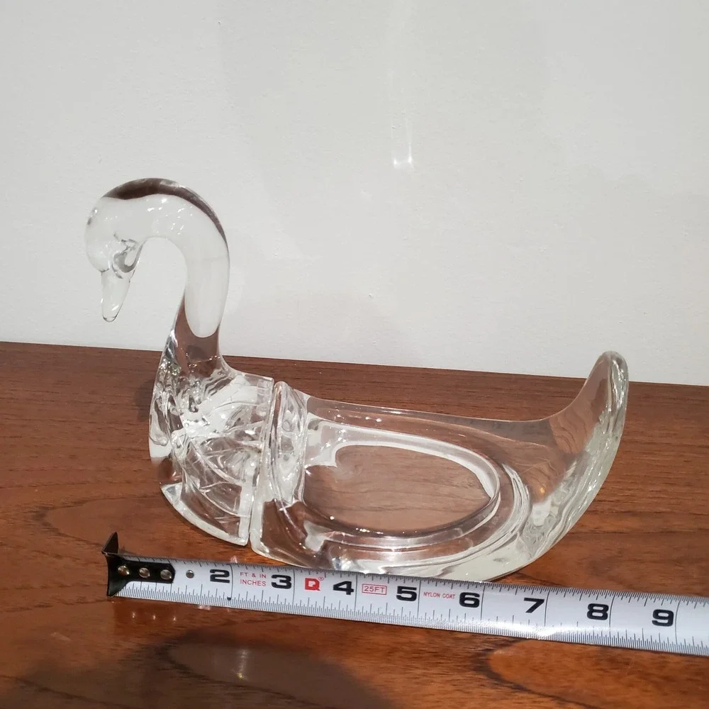 Lucite Acrylic‎ Swan Towel Holder Clear Mid-Century Modern Bath Kitchen Vintage